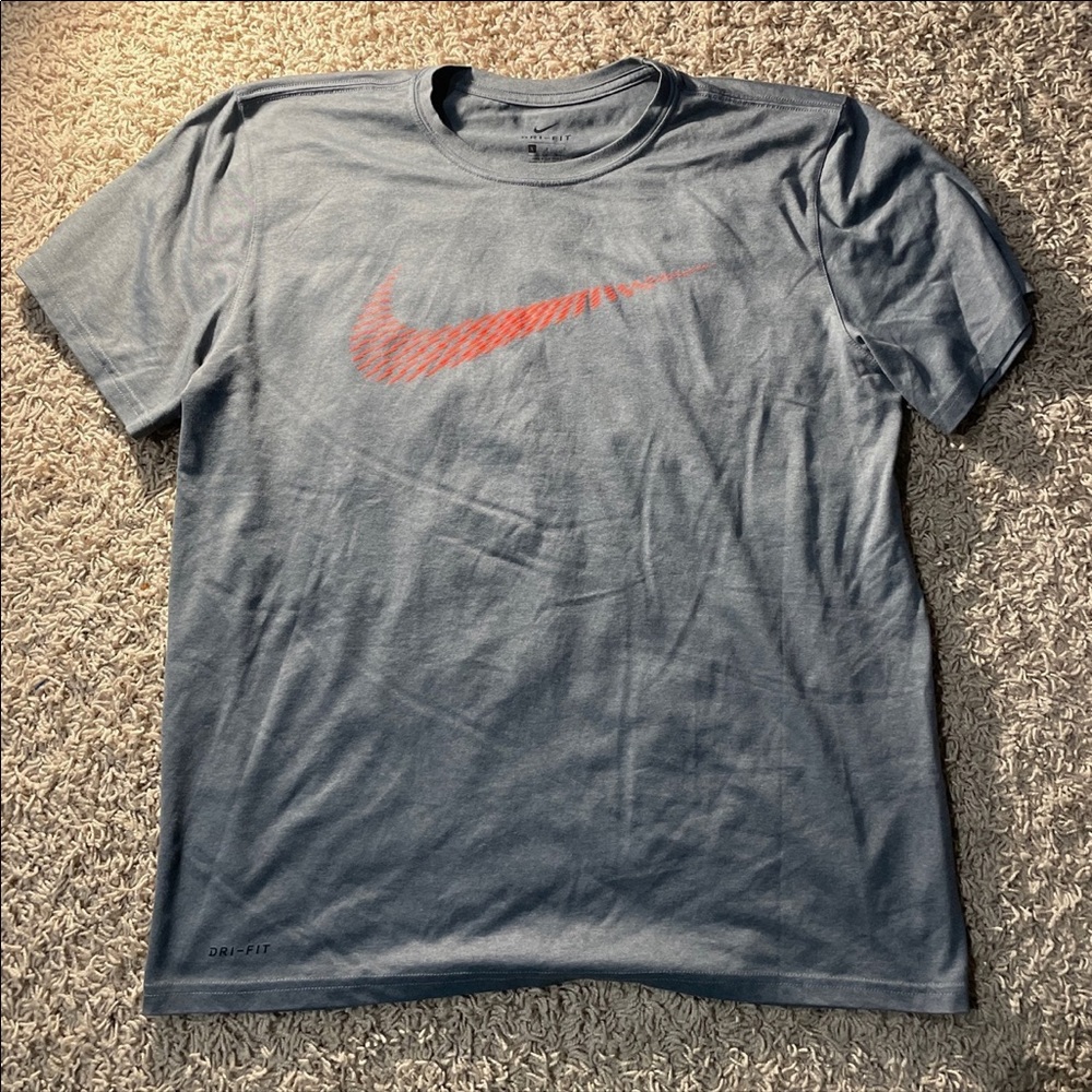 Men’s Nike Dri-Fit Swoosh T-Shirt